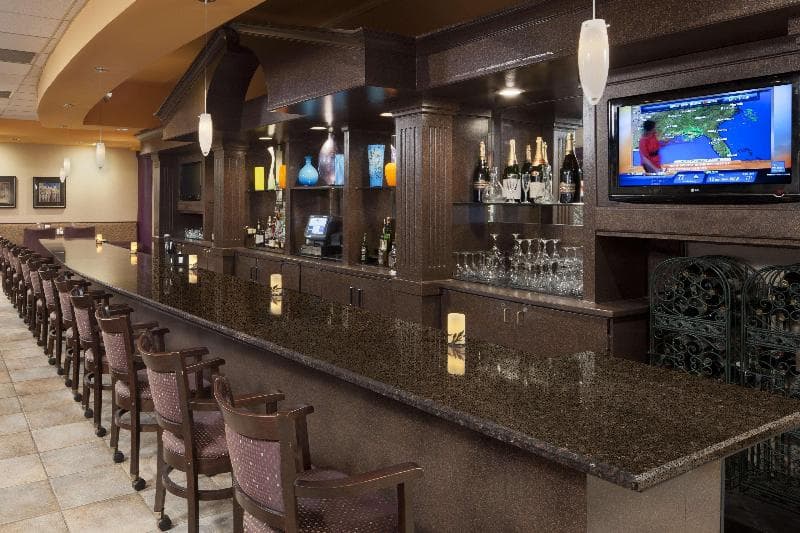 DoubleTree Suites by Hilton Hotel Cincinnati - Blue Ash 2