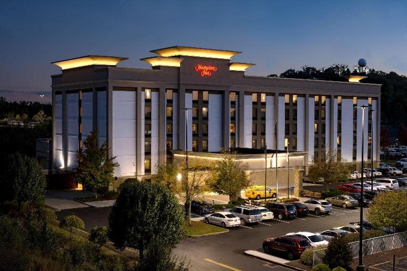 Hampton Inn Charleston-Southridge 4