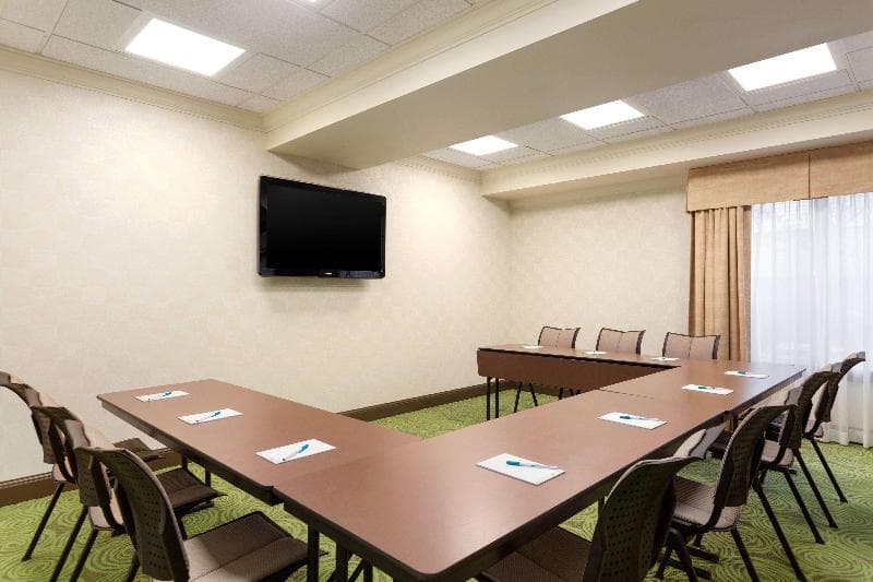Homewood Suites by Hilton Reading photo 1