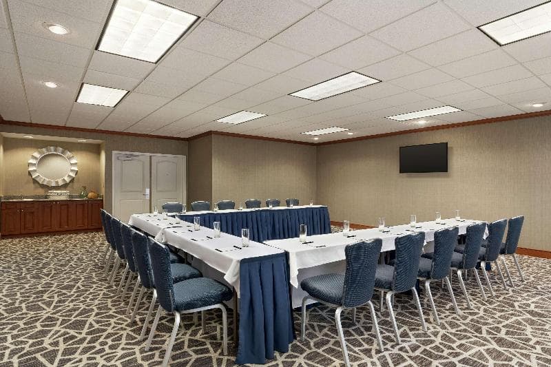 Homewood Suites by Hilton Allentown-Bethlehem Airport photo 1