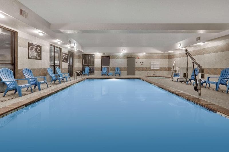 Hampton Inn & Suites Childress 3