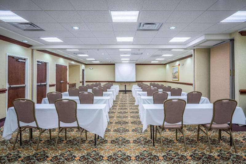 Hampton Inn Middletown 4