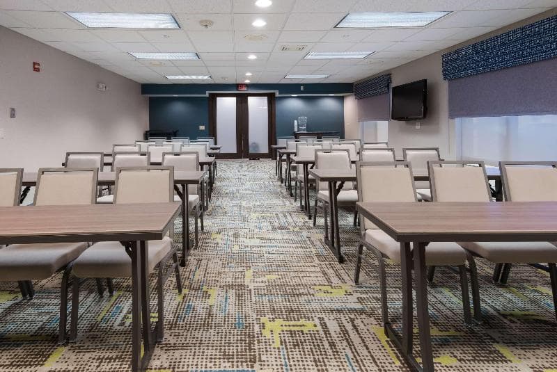 Hampton Inn & Suites Chicago/Hoffman Estates photo 1