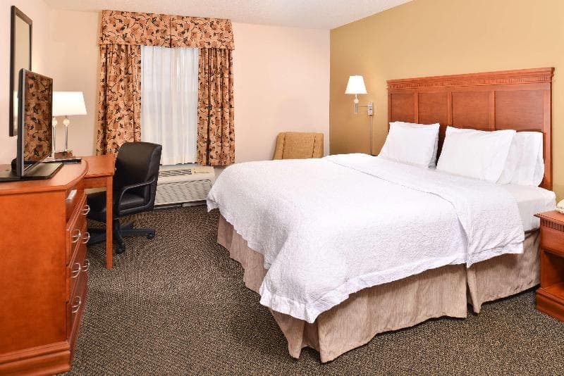 Hampton Inn & Suites Richmond photo 1