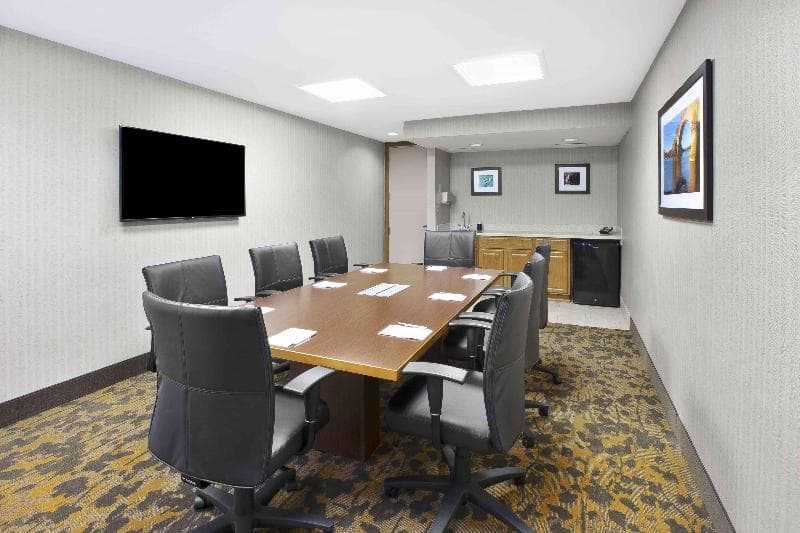 Hampton Inn Toledo-South/Maumee 4