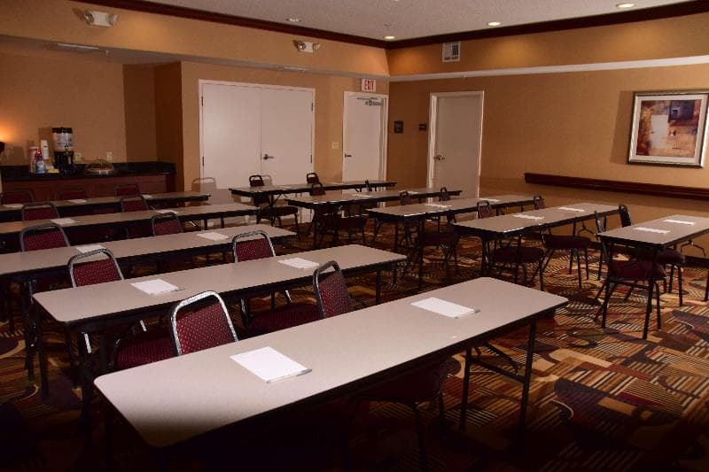Hampton Inn Indiana 4