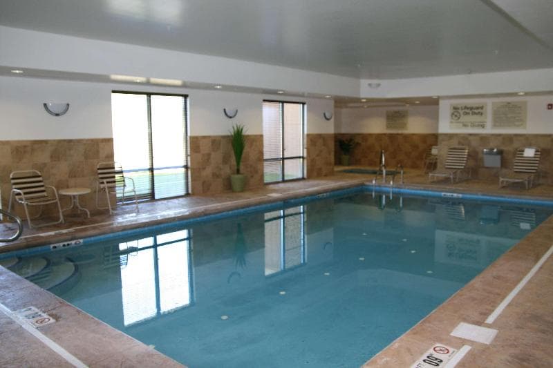 Hampton Inn Indiana 3