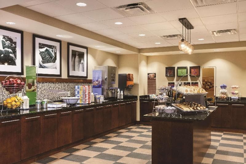 Hampton Inn Frederick 3