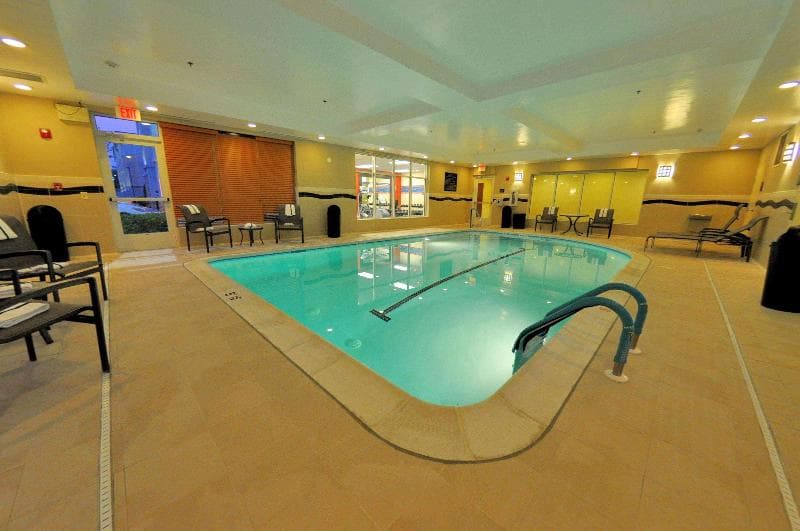 Hampton Inn Richmond - Airport 3