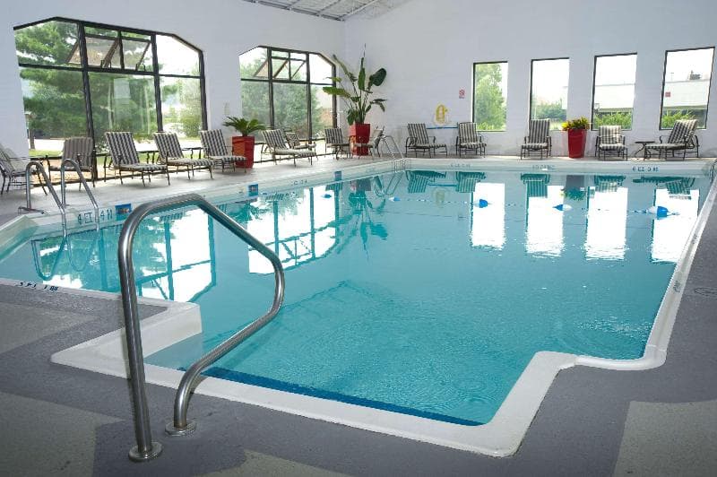 DoubleTree by Hilton Collinsville - St. Louis 3
