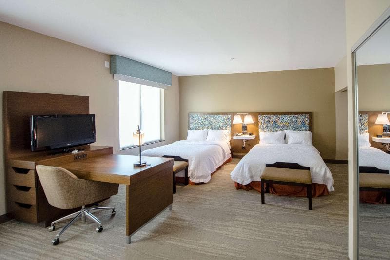 Hampton Inn & Suites Port Arthur 2