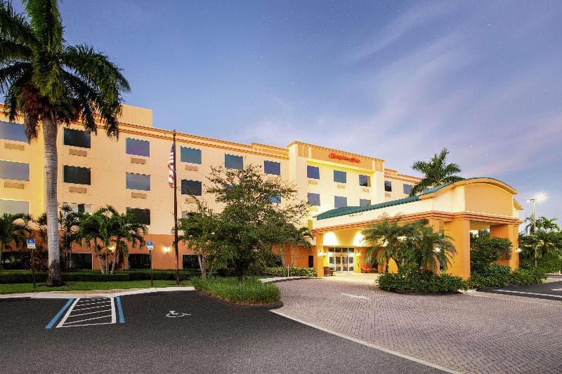 Hampton Inn West Palm Beach-Lake Worth-Turnpike 3