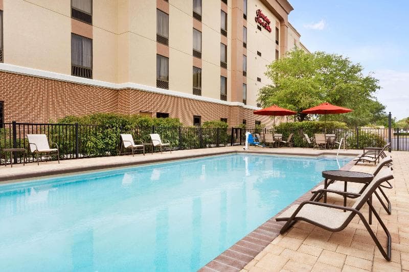 Hampton Inn & Suites Largo 4
