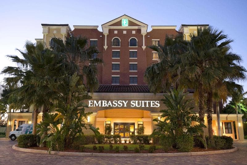 Embassy Suites by Hilton Fort Myers Estero photo 1