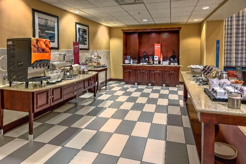 Hampton Inn & Suites Fort Myers-Estero/FGCU 2