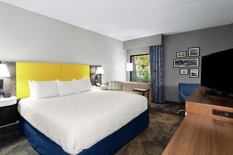 Hampton Inn Amelia Island at Fernandina Beach 5