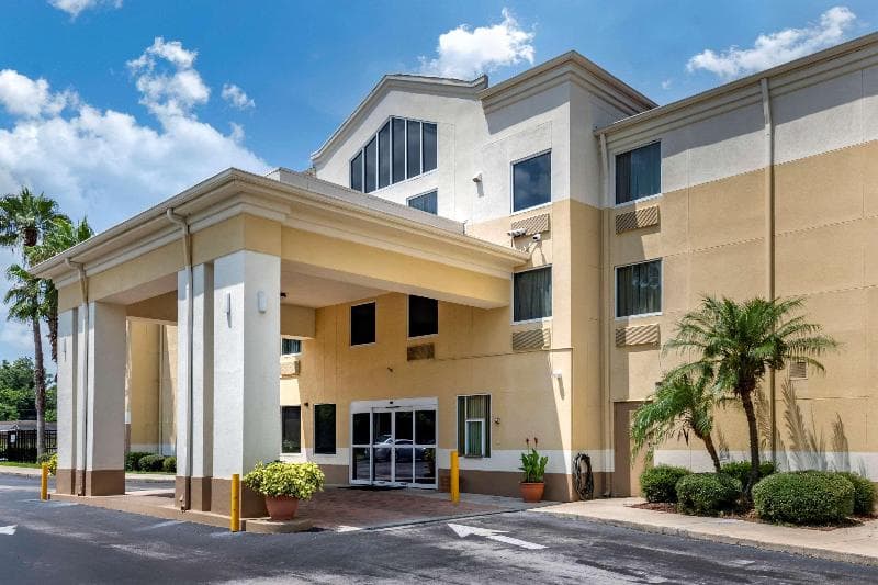 Comfort Inn & Suites DeLand - Near University 4