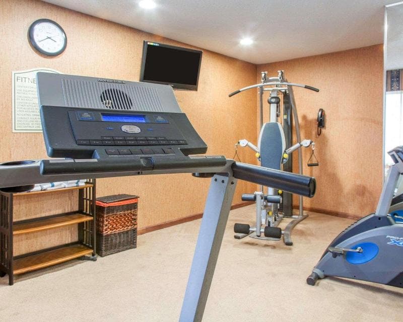 Quality Inn & Suites 1
