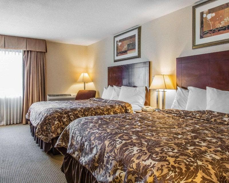 Rodeway Inn & Suites East Windsor 1