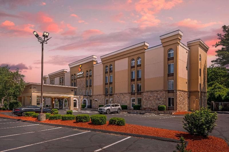 Comfort Inn And Suites East Hartford 4