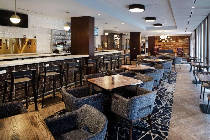 DoubleTree by Hilton Jamestown 2