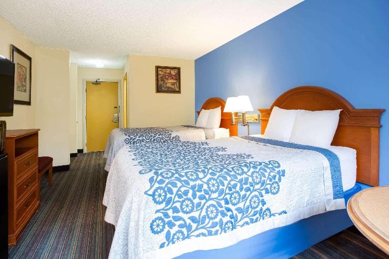 Days Inn by Wyndham Runnemede Philadelphia Area 4
