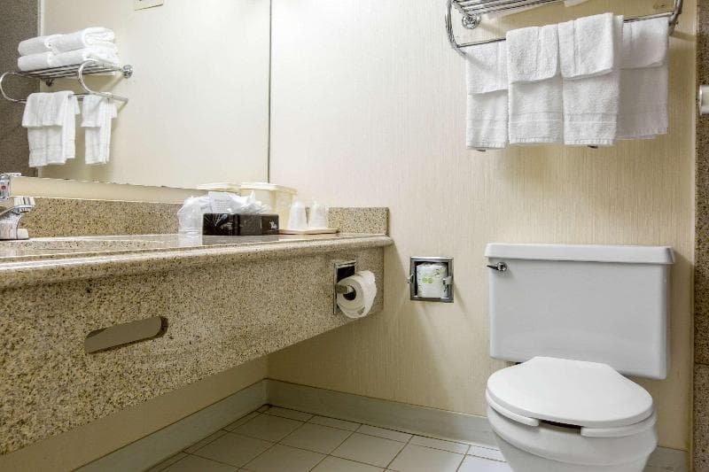 Quality Inn 2