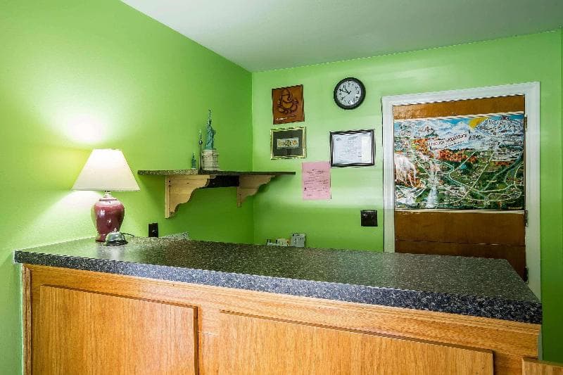 Rodeway Inn Lincoln I-93 4