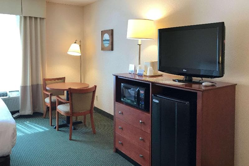 Clarion Hotel & Conference Center 2