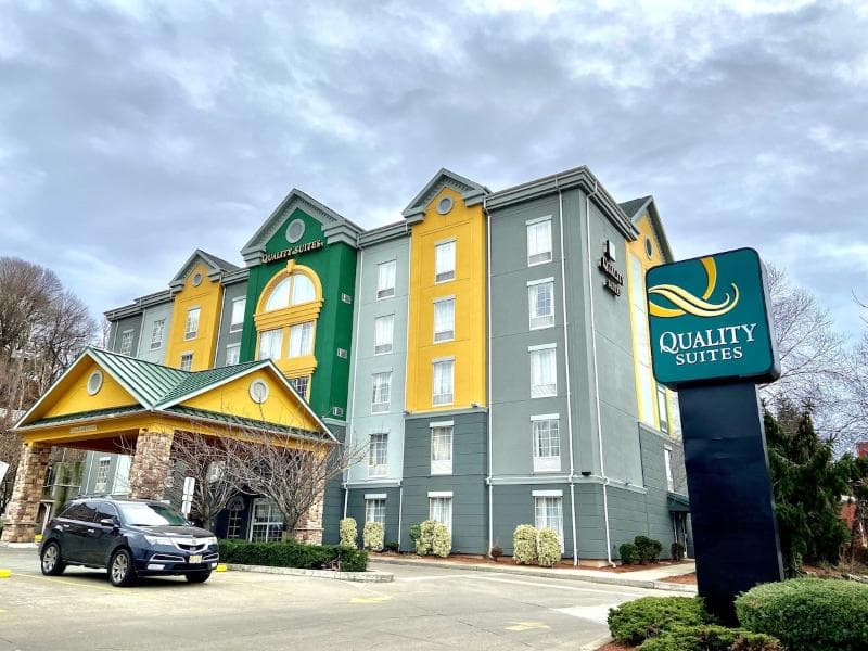 Quality Suites 2
