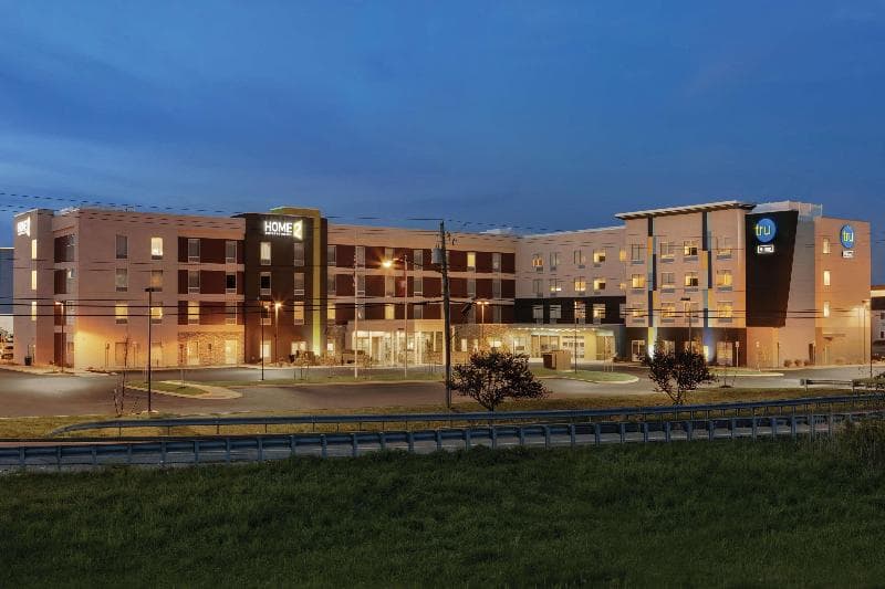 Tru by Hilton Williamsville Buffalo Airport 2