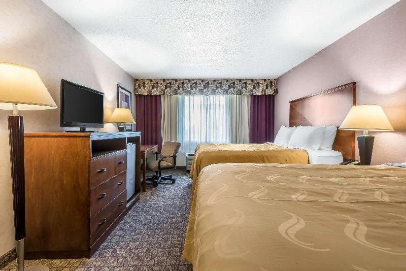 Quality Inn Hamburg Area 5