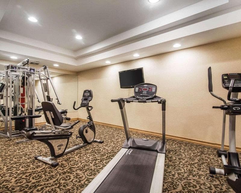 Quality Inn 3