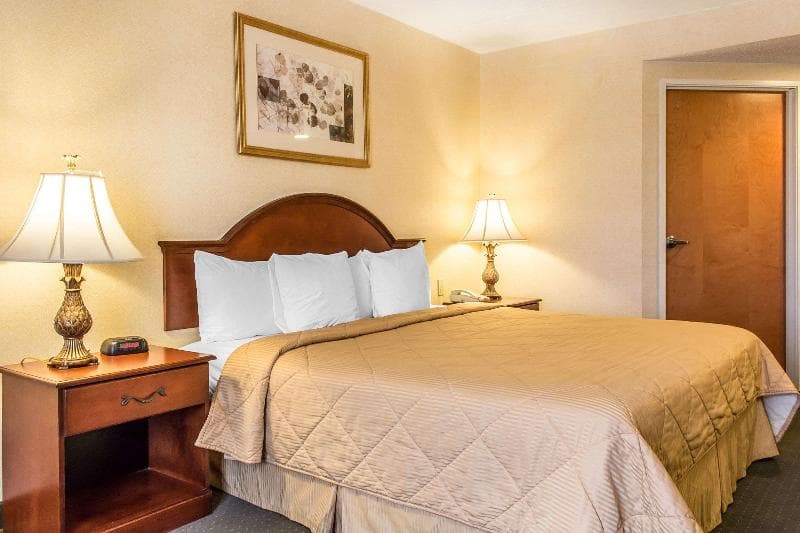 Quality Inn Hackettstown - Long Valley photo 1
