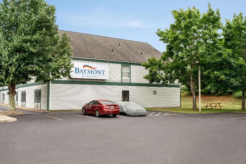 Baymont by Wyndham North Dartmouth 4