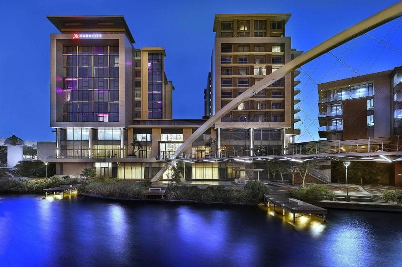Cape Town Marriott Hotel Crystal Towers 4