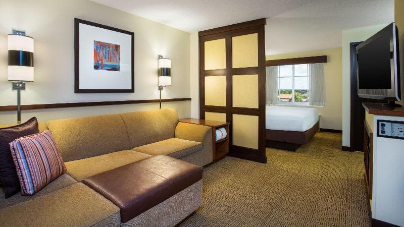 Hyatt Place Coconut Point 3