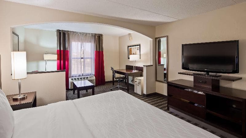 Best Western Suites Near Opryland 4