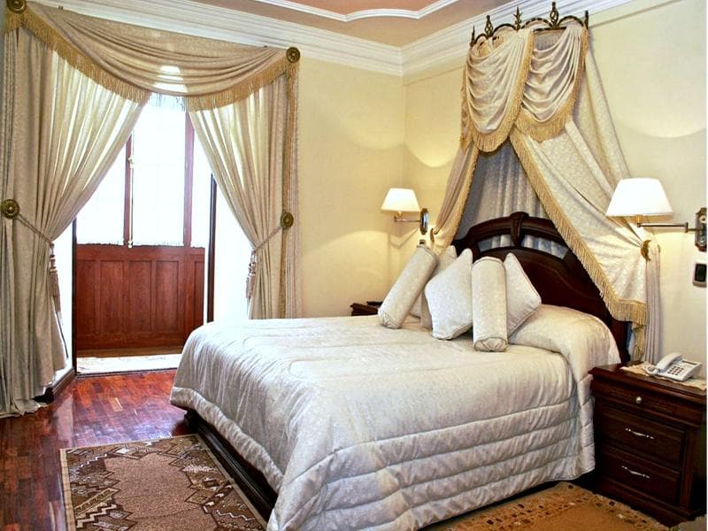 San Marino Royal 5