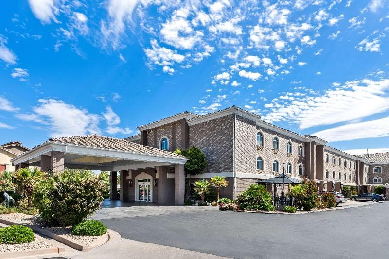 Best Western Plus Abbey Inn 5