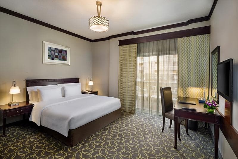 Savoy Crest Hotel Apartments 5