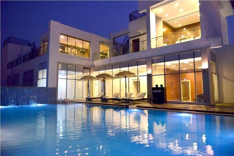 Golden Tulip Lucknow 5