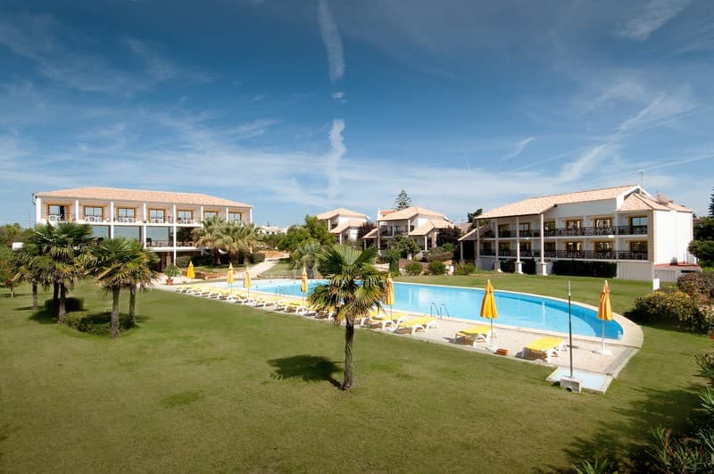 Luzmar Villas photo 1