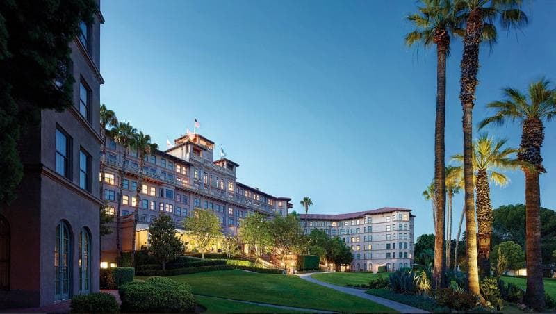 The Langham Huntington 5