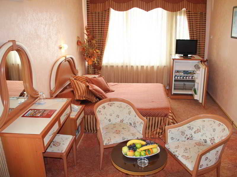 Sahil Marti Hotel 4