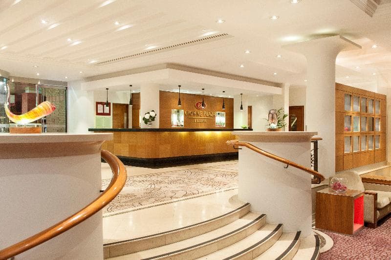 Crowne Plaza Reading 3