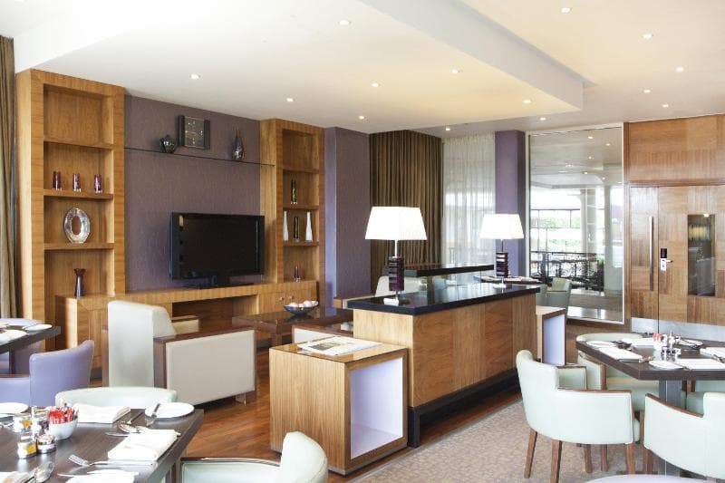 Crowne Plaza Reading 2