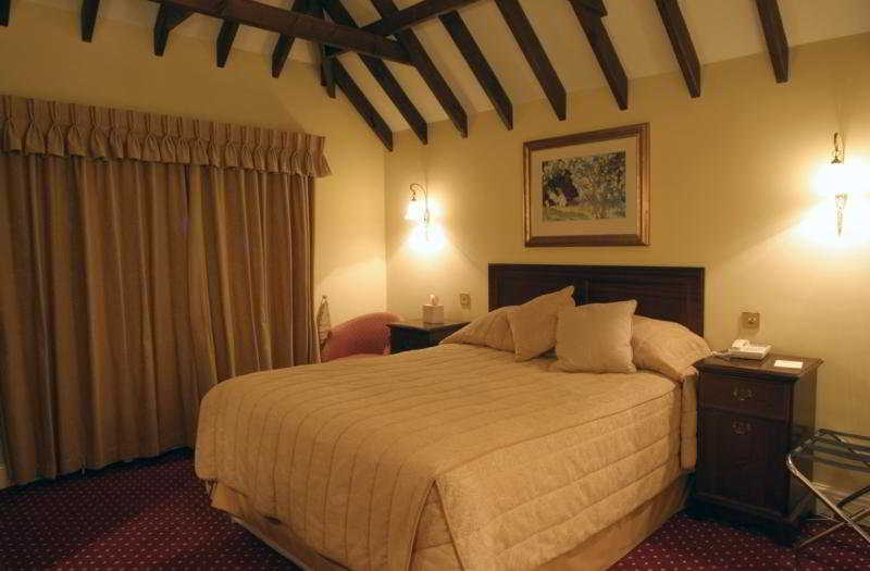 Hurtwood Inn 4