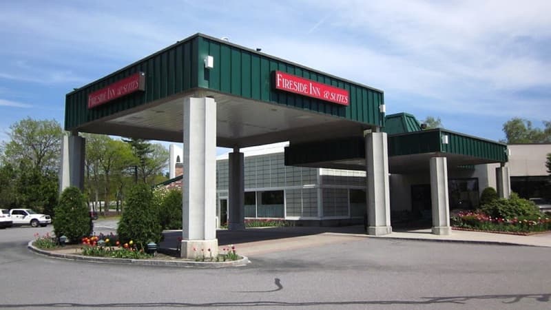 Fireside Inn & Suites (Adults Only) photo 1
