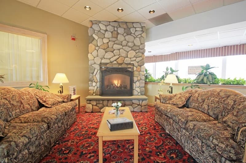 Fireside Inn & Suites (Adults Only) 4
